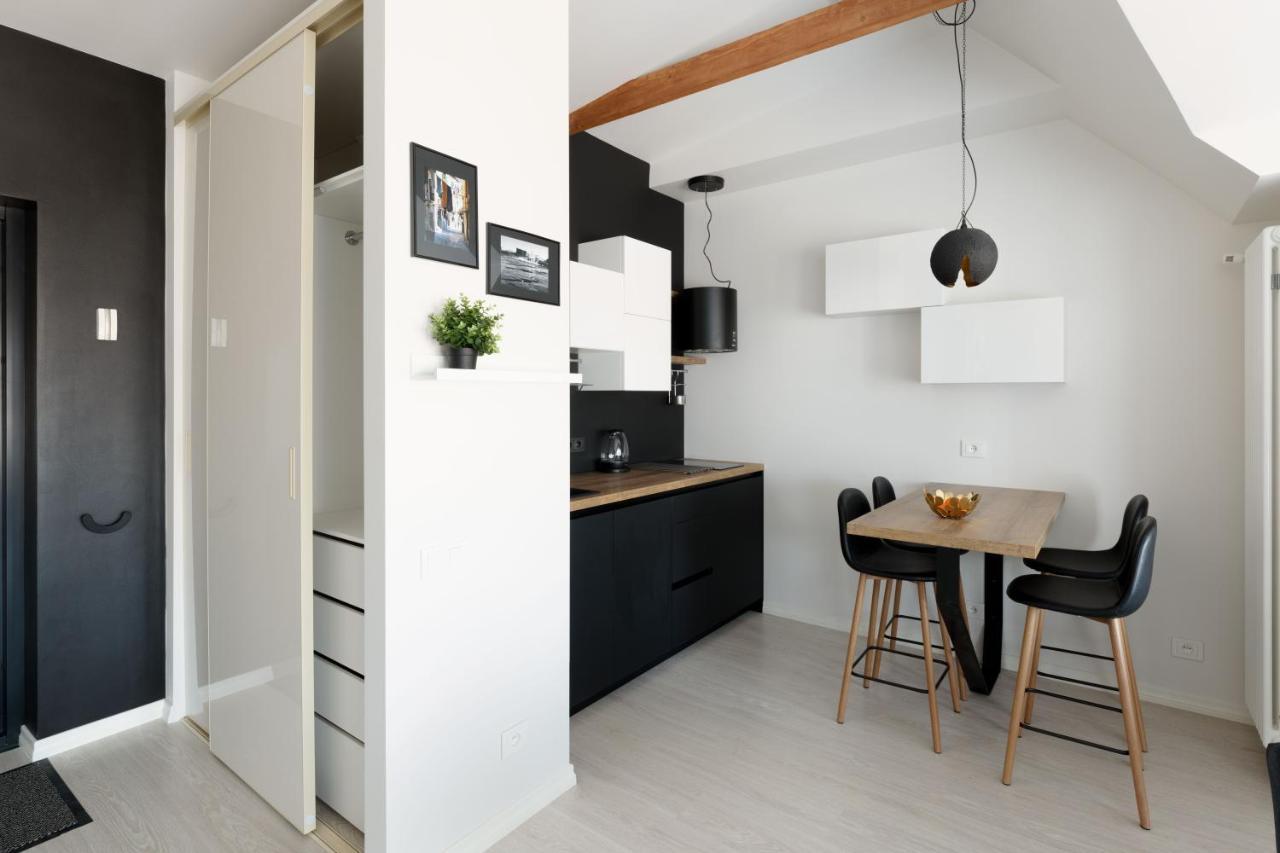 Bright Attic Flat In The Centre Riga Exterior foto