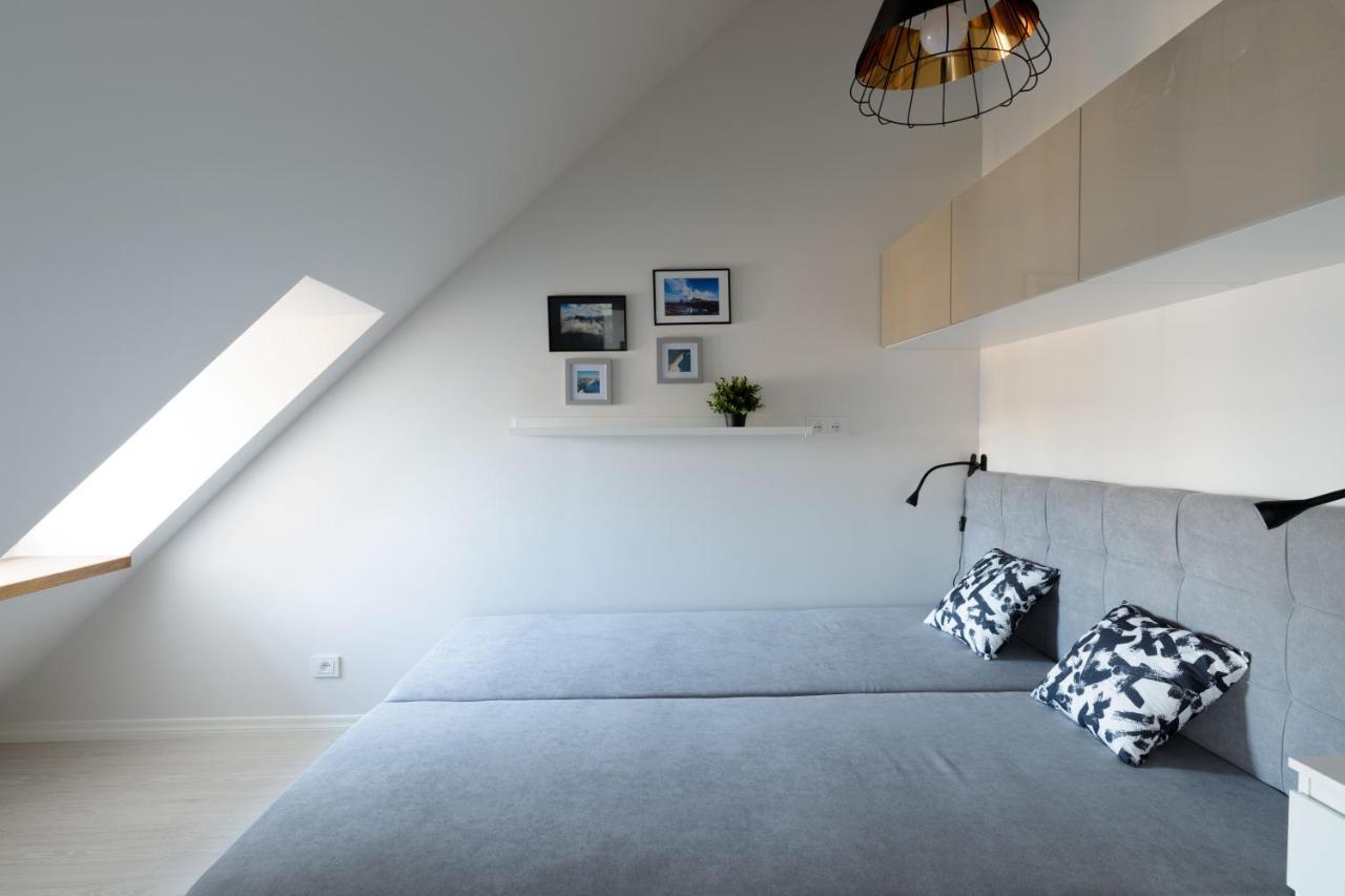 Bright Attic Flat In The Centre Riga Exterior foto